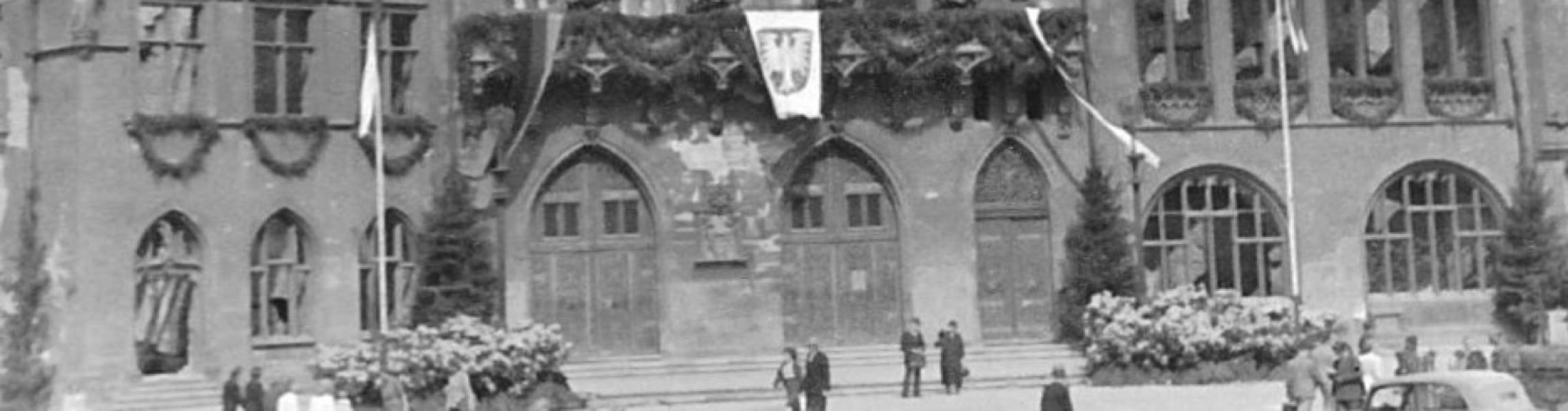 Stadtfuehrung zu Frankfurt in der Nachkriegszeit und den 50er Jahren